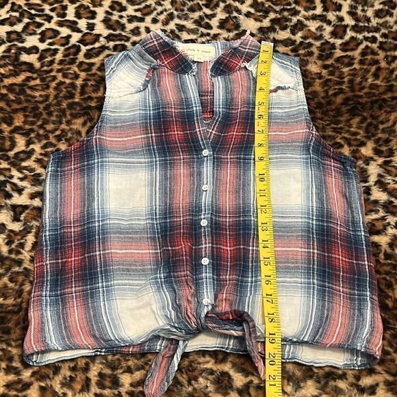 Cloth & Stone Plaid Button Tie Sleeveless Top - Picture 5 of 10